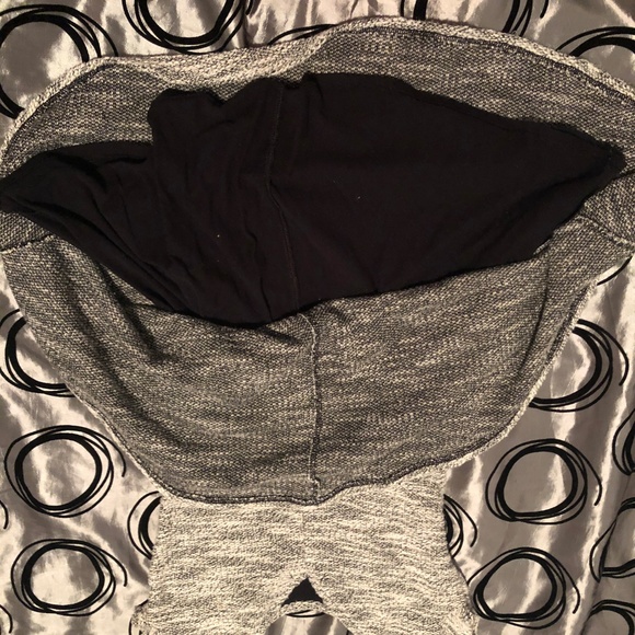 AE Circle Dress - Picture 3 of 4